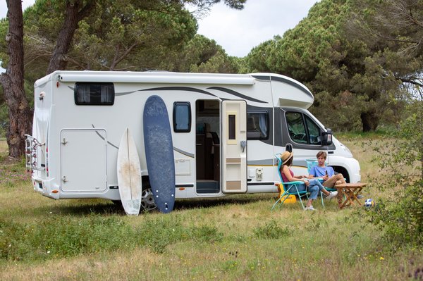 Où trouver les meilleurs emplacements avec vue mer depuis un camping 4 étoiles de Séte ?